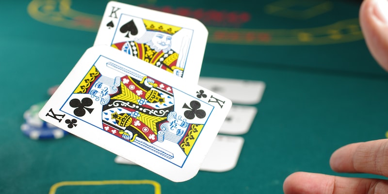 What's the worst hand at Poker?