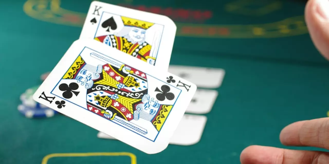 What's the worst hand at Poker?